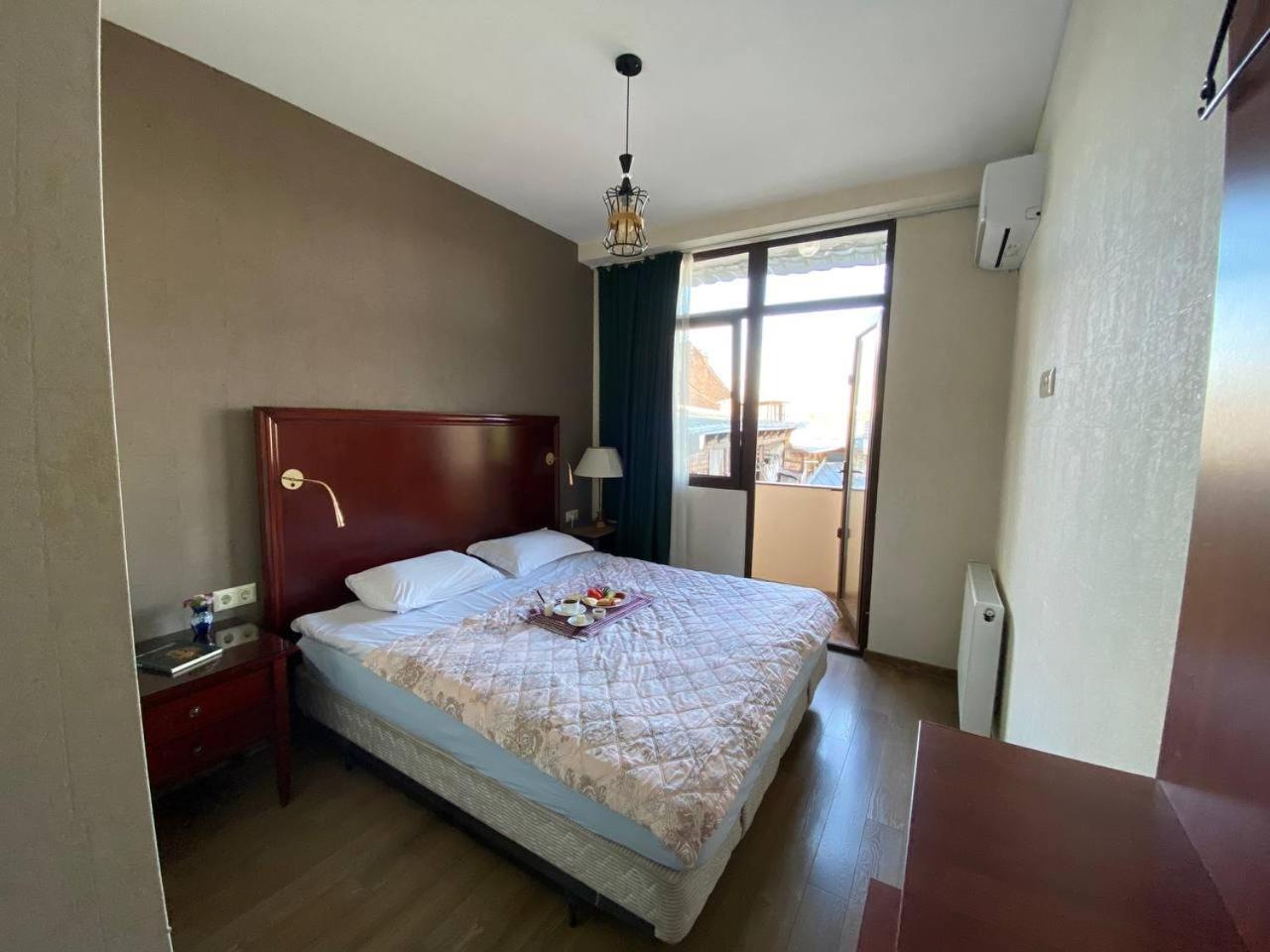 Hotel "Tbilisi Tales" In The Heart Of The Old City Eksteriør billede